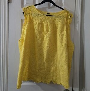 24/26 sleeveless blouse